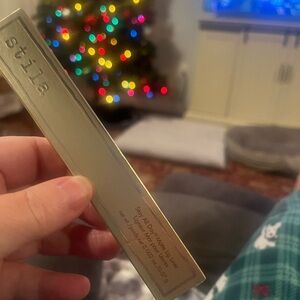 Stila Liquid Lip Liner in Vibrant Purple